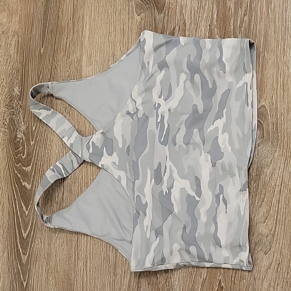 Camo Print Sports Bra - Picture 4 of 4